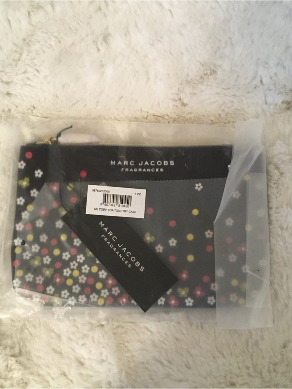 NEW Marc Jacobs Fragrances Black Multicolor Floral Makeup Cosmetics Bag,